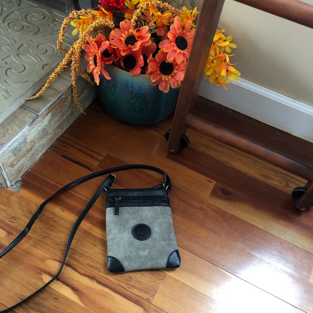 Crossbody bag